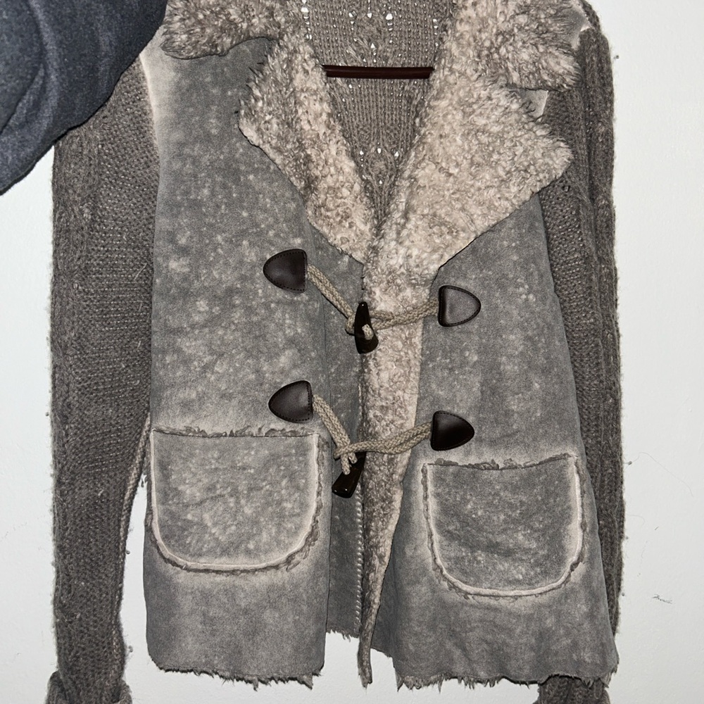Gray Shearling Toggle & Knit Jacket - image 1